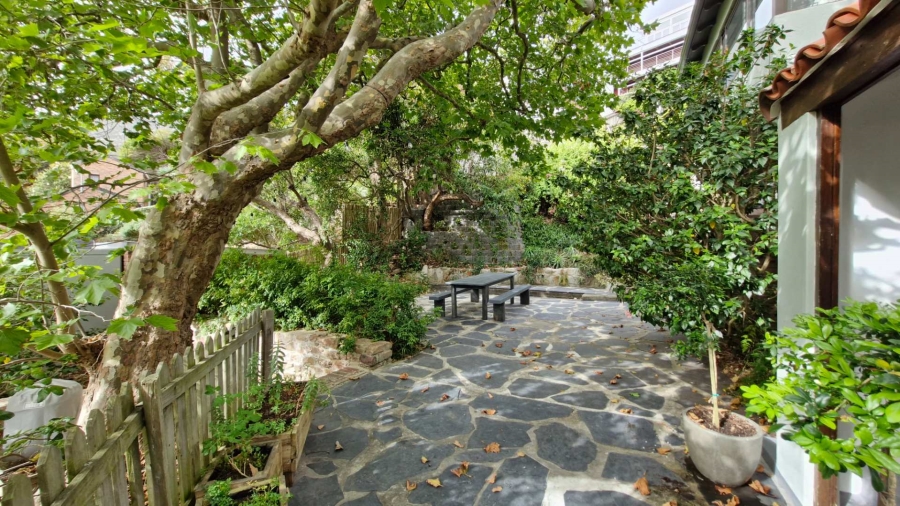 To Let 1 Bedroom Property for Rent in Clovelly Western Cape